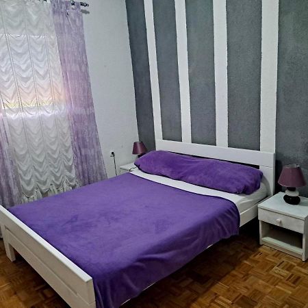 Donji Okrug  Apartment Vujcic מראה חיצוני תמונה