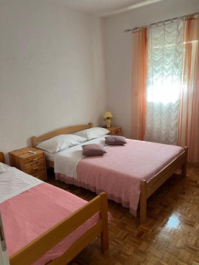 Donji Okrug  Apartment Vujcic מראה חיצוני תמונה